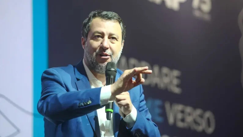 Ponte sullo Stretto, Salvini “Creerà lavoro, sarà operazione antimafia”