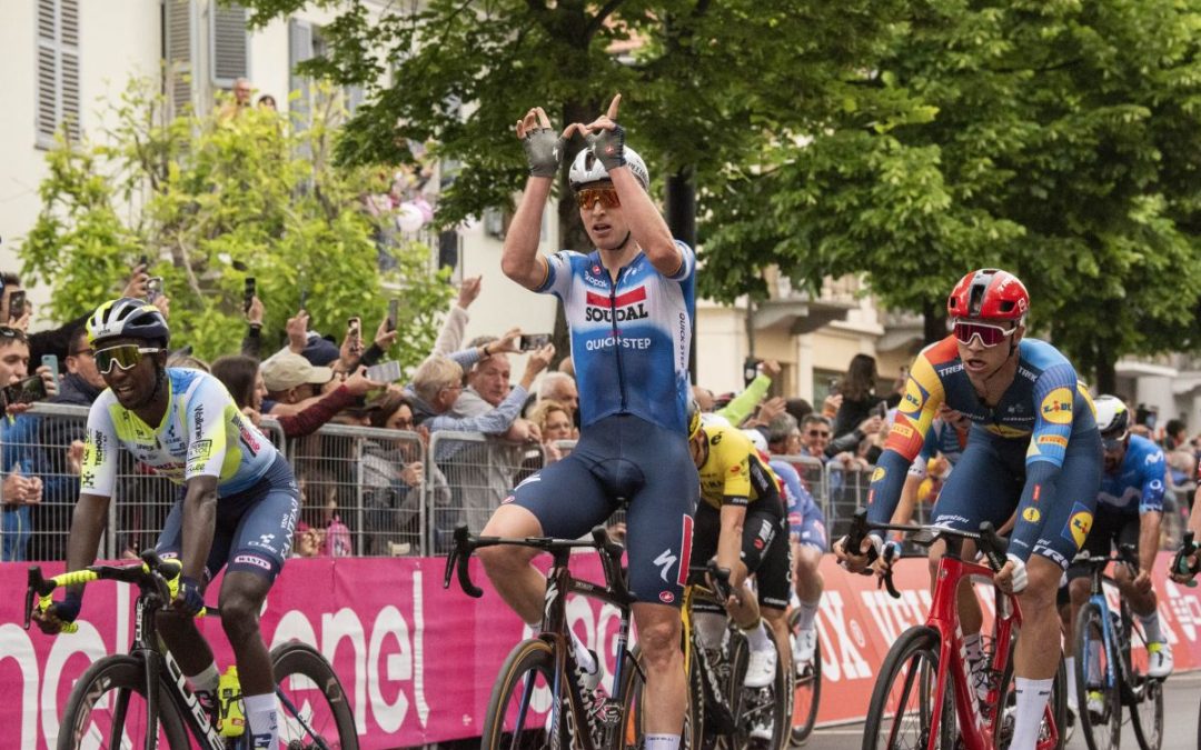 Merlier anticipa Milan in volata e vince la 18^ tappa al Giro