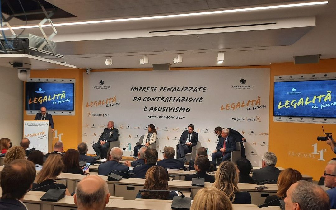 Confcommercio, nel 2023 l’illegalità è costata 38,6 miliardi