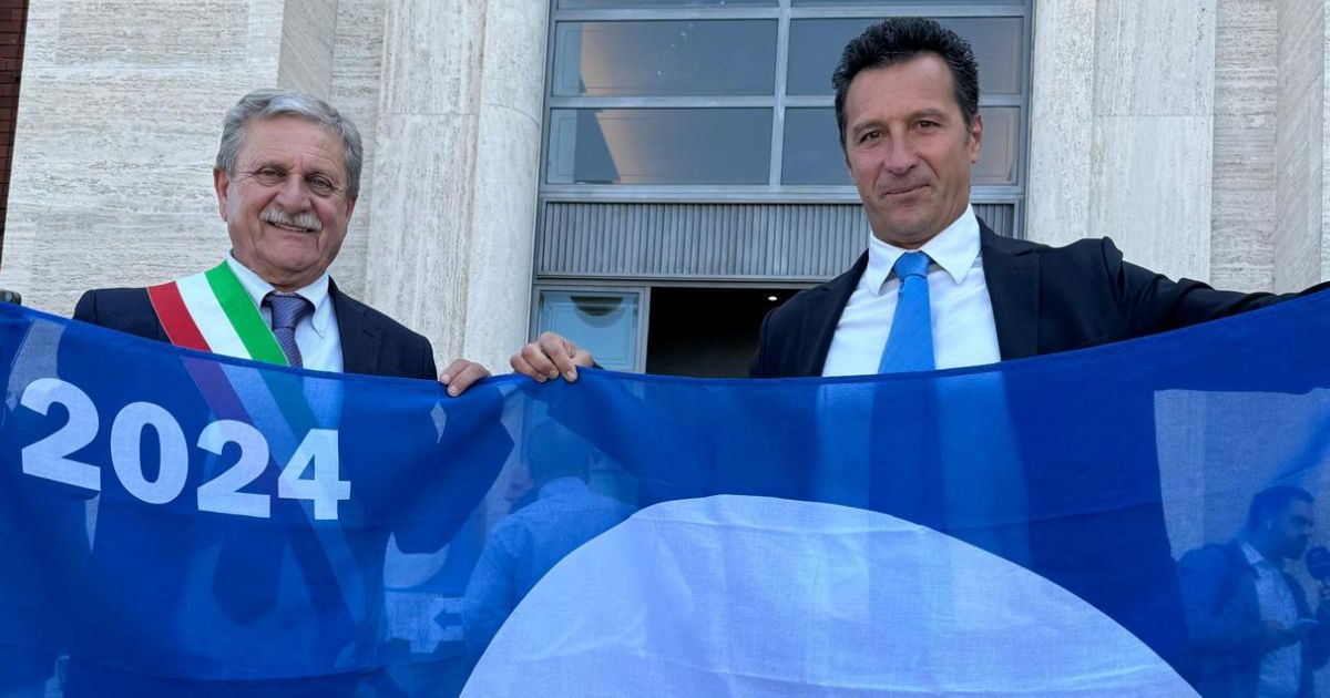 Parghelia è Bandiera blu. Il sindaco: “Un grande orgoglio”