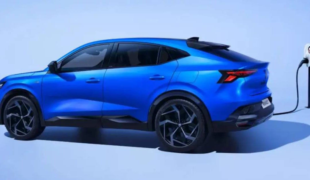 Renault Rafale E-Tech 4x4