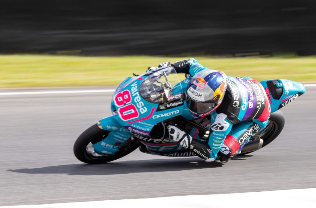 Alonso vince Gp d’Italia in Moto3, incidente tra Farioli e Zurutuza