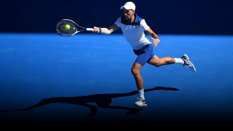 Djokovic operato al menisco, salta anche Wimbledon