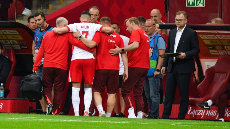 Euro2024: infortunio al ginocchio, Polonia perde Milik