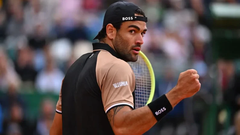 Berrettini vola in finale a Stoccarda, sconfitto Musetti