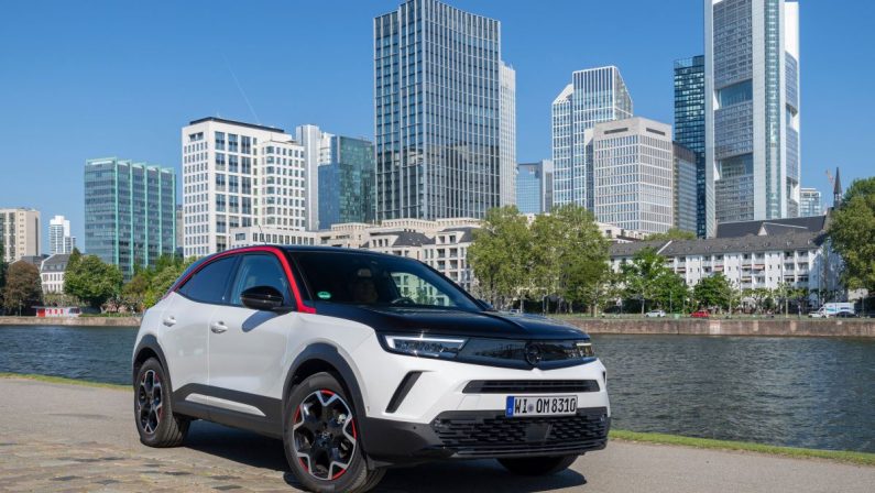 Opel Mokka anche in versione ibrida con tecnologia a 48 volt