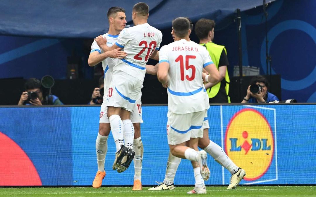 Schick replica a Mikautadze, Georgia-Repubblica Ceca 1-1