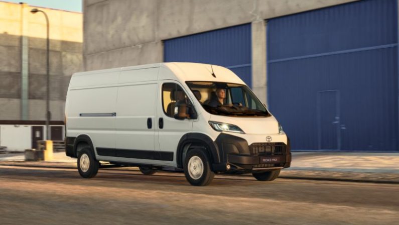 Toyota completa la gamma dei commerciali con il nuovo Proace Max