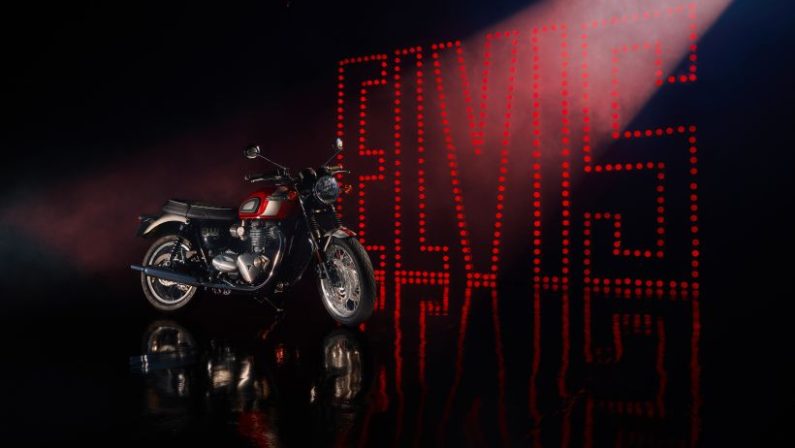 Con la Bonneville T120 Elvis Triumph celebra il re del rock