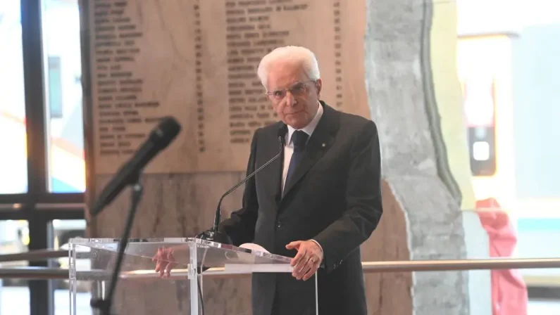 Ustica, Mattarella “Manca una piena verità, i Paesi amici collaborino”