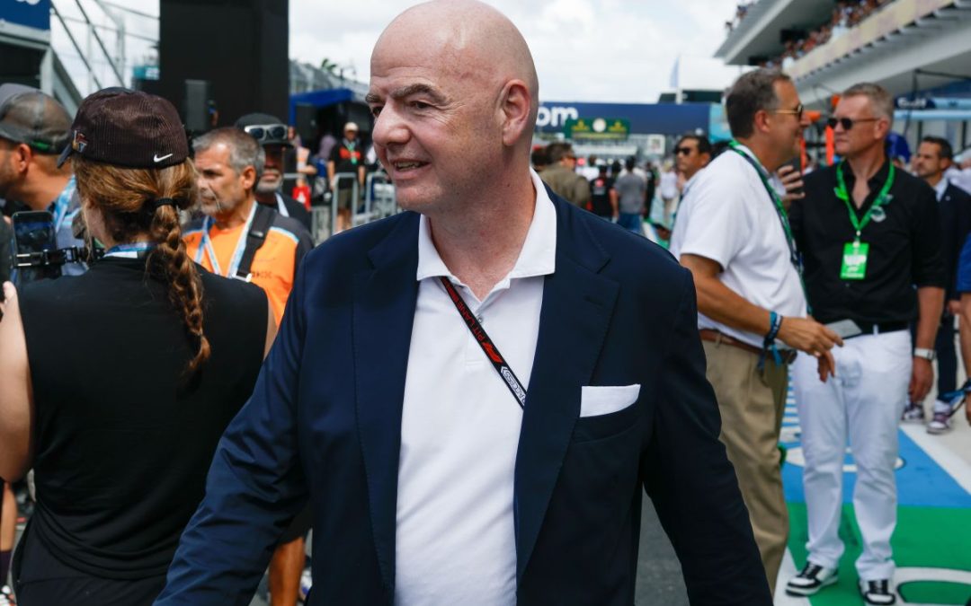 Infantino “Sono italiano e svizzero, tiferò per l’arbitro”