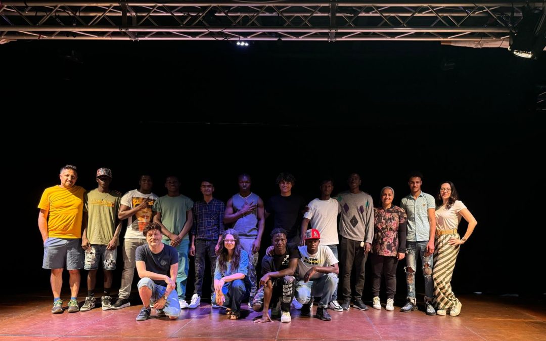 Scenari di integrazione creativa: a Dipignano, va in scena “L’attesa”