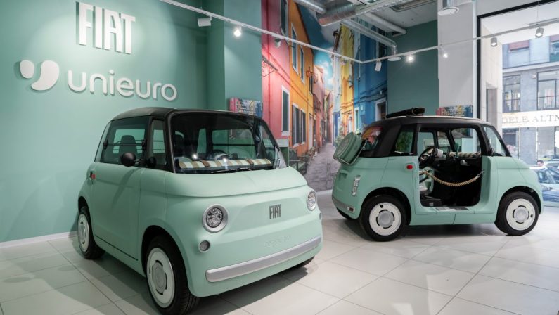 Fiat e Unieuro, partnership per mobilità sostenibile con Topolino