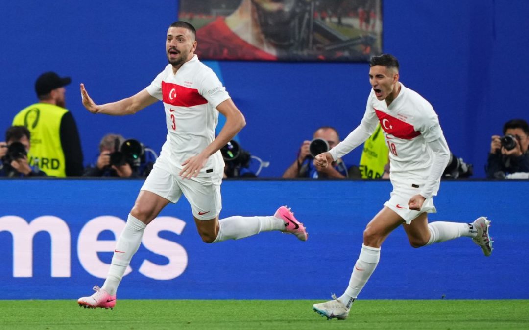 Demiral regala i quarti alla Turchia di Montella, Austria battuta 2-1