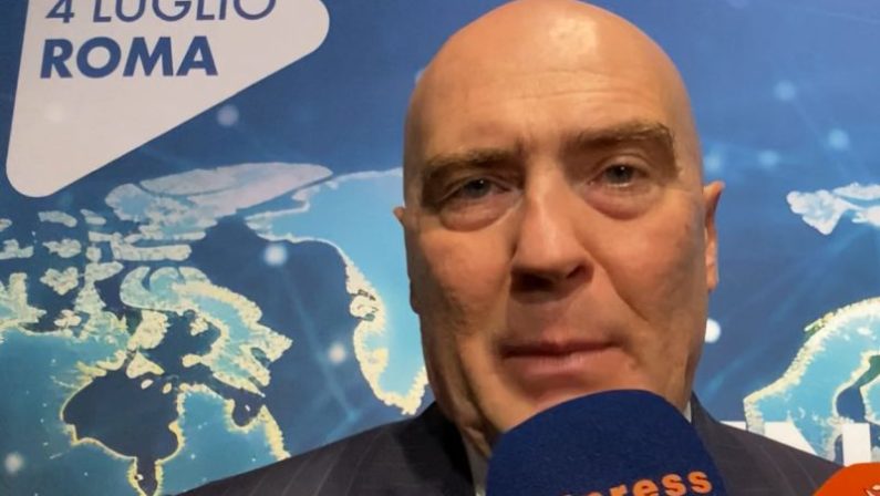Italia leader Ue della farmaceutica, Cattani “Ora governance moderna”