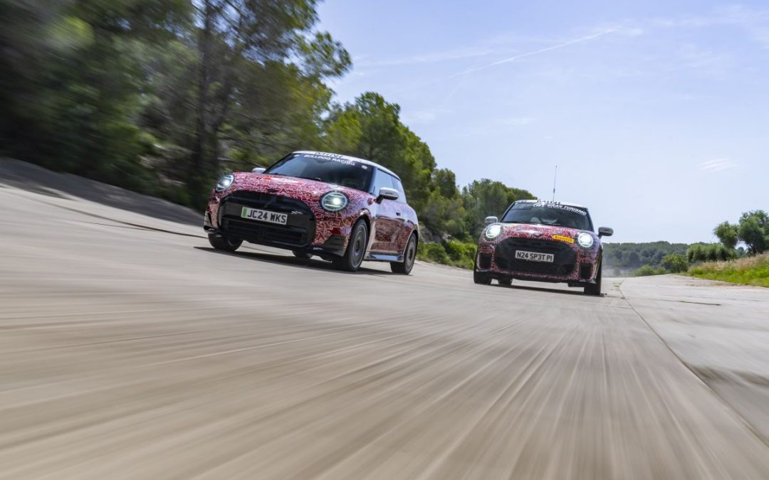 Mini presenta due modelli John Cooper Works al FoS di Goodwood