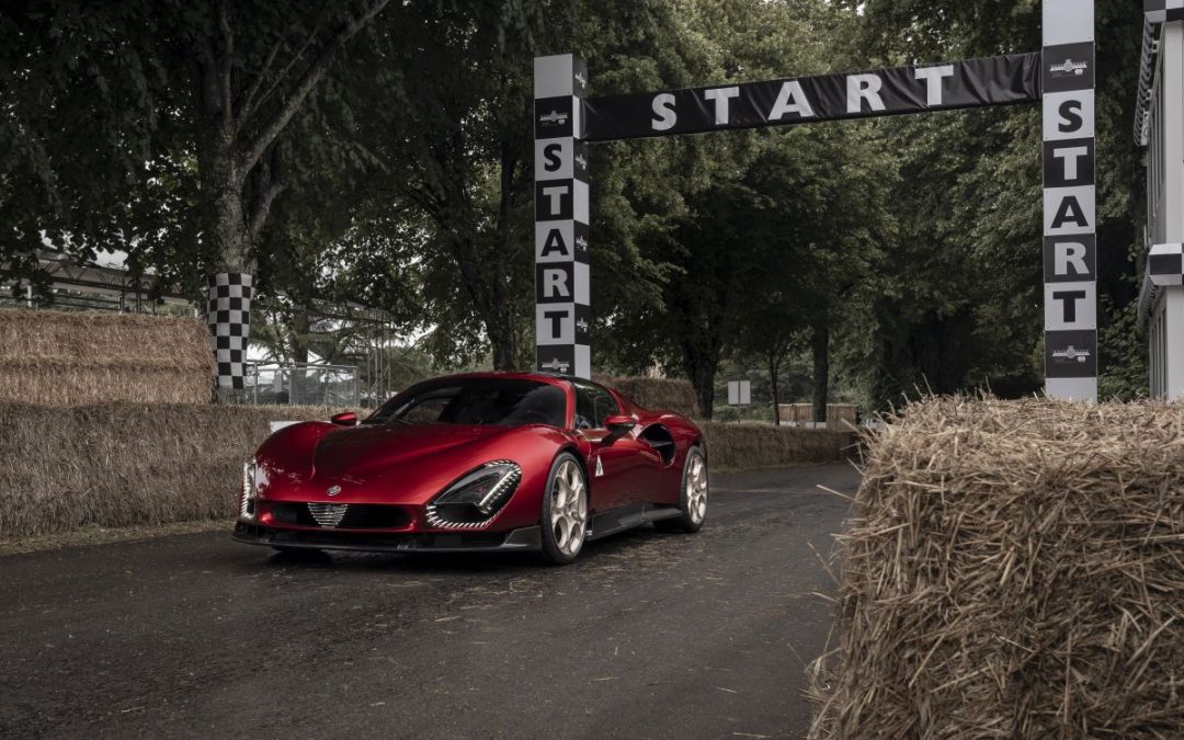 Alfa Romeo 33 Stradale debutta nel Regno Unito a Goodwood