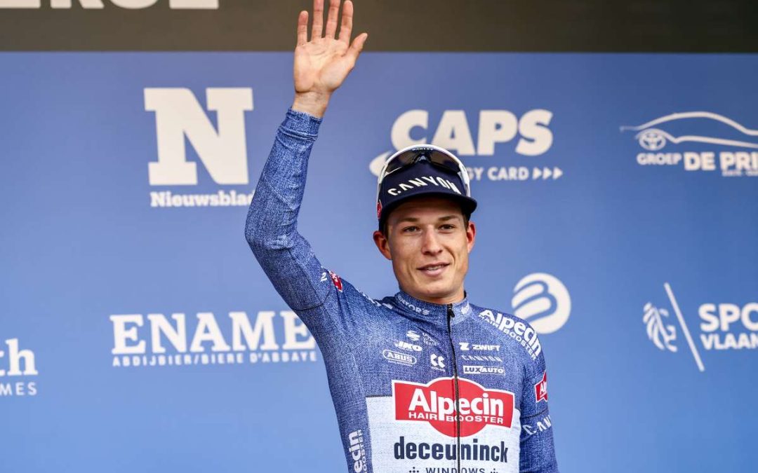 Doppietta di Philipsen al Tour, Pogacar resta maglia gialla