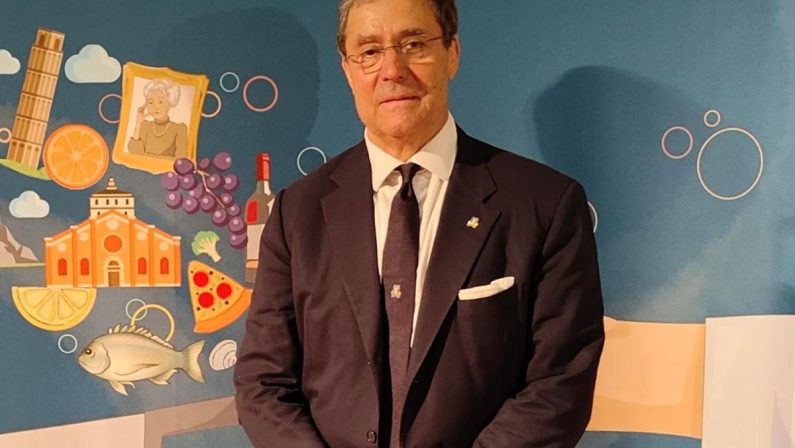 Andrea Rinaldo candidato alla presidenza World Rugby