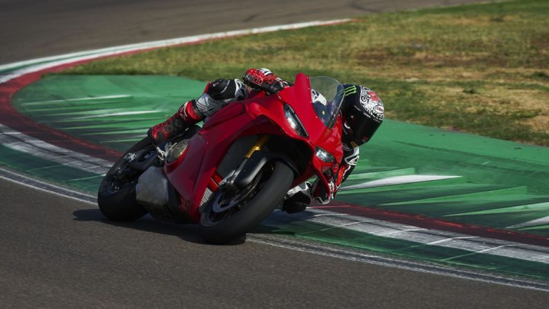Tecnologia innovativa Bosch sulla nuova Ducati Panigale V4