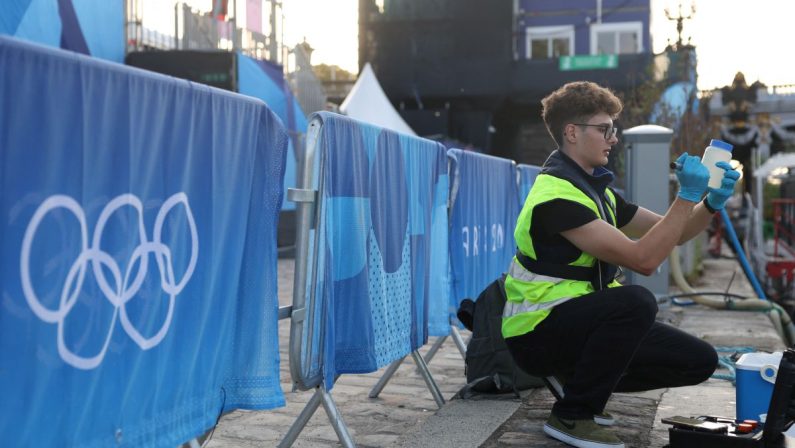 La Senna è un caso, salta il triathlon. Coni “In gara se le acque ok”