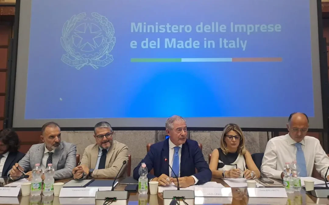 Urso “Verso nuovo piano incentivi per l’auto, programma pluriennale”