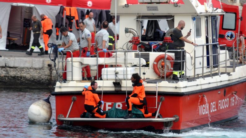 Naufragio nel palermitano. Recuperato il corpo di Hannah Lynch, concluse ricerche