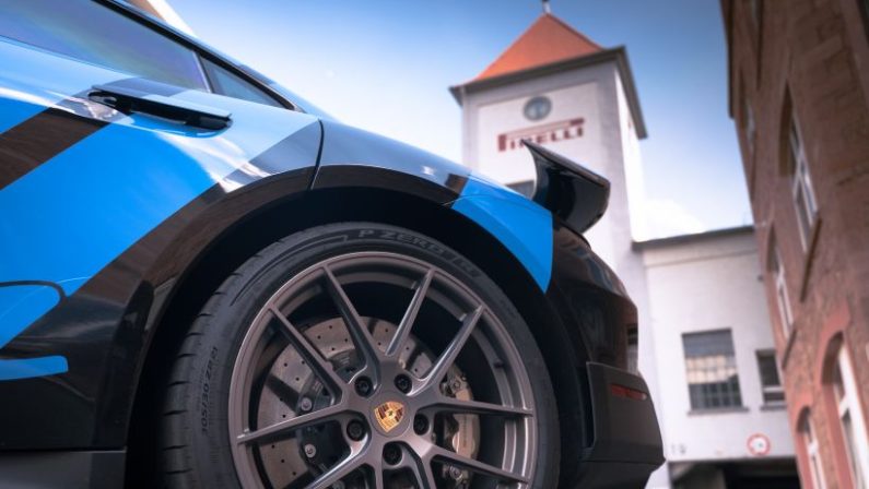 Pirelli, oltre 500 omologazioni su pneumatici Elect