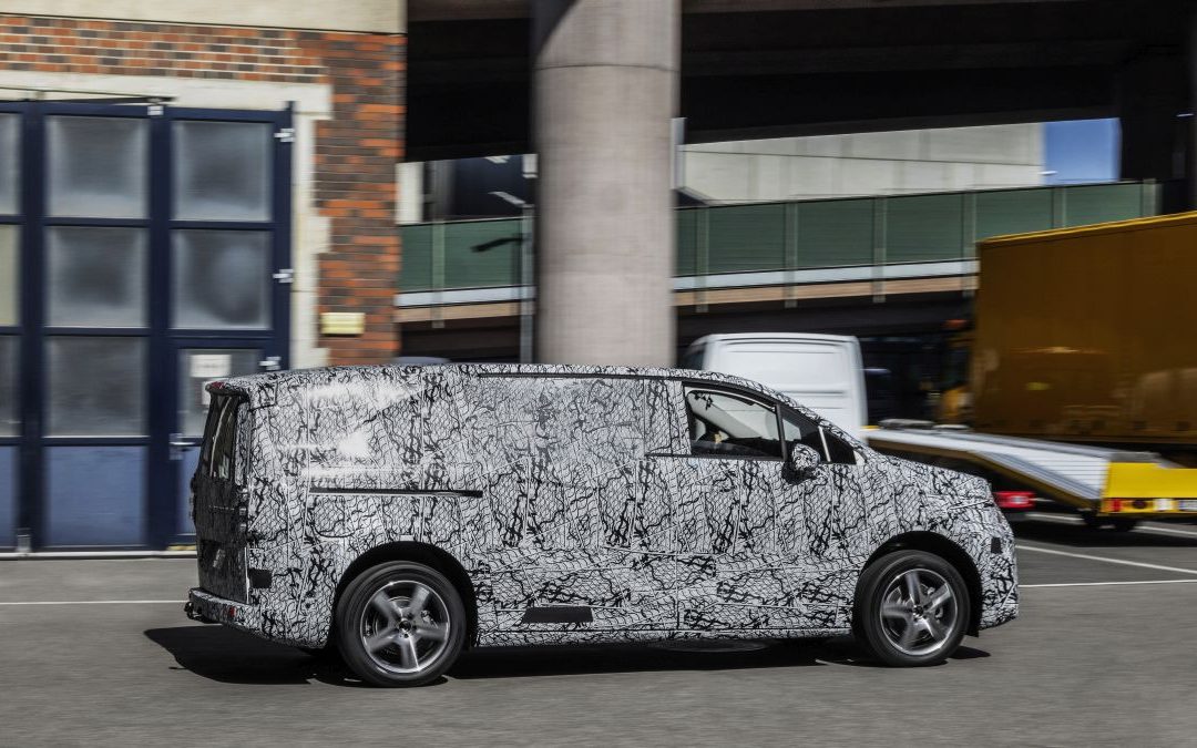 Mercedes-Benz reinventa i van con i prototipi VAN.EA