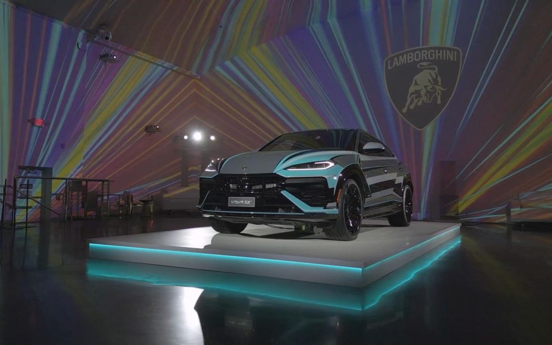 Lamborghini svela la versione di Urus SE ispirata a Miami