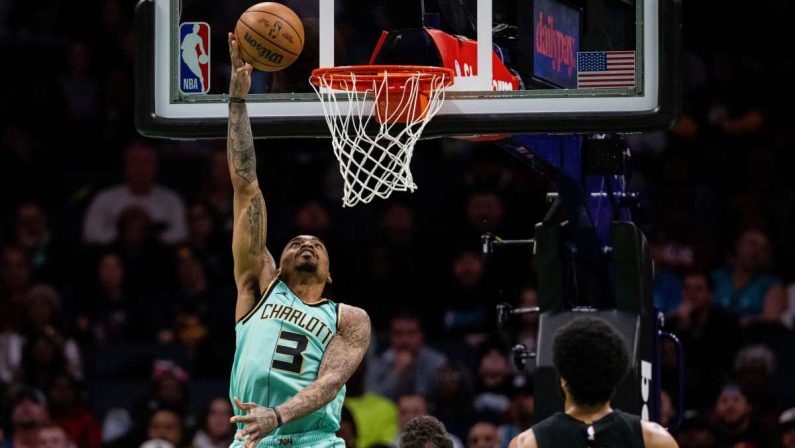 Charlotte torna a vincere, Lakers e Golden State a segno