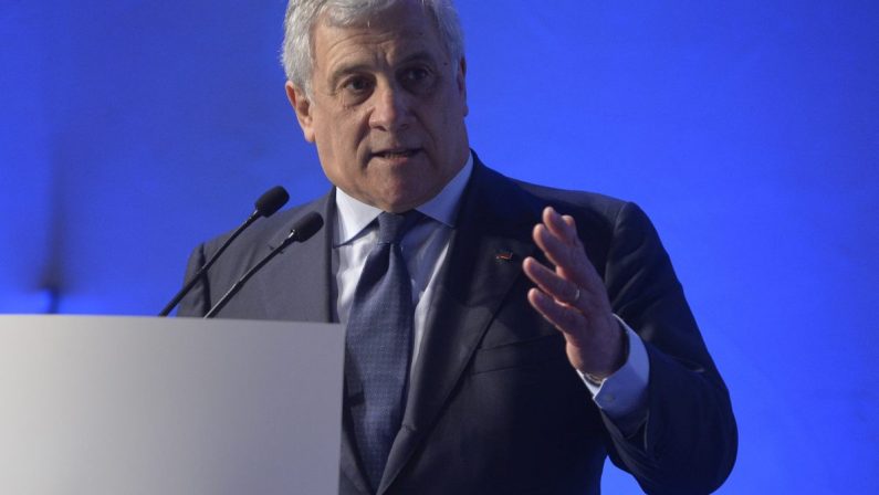 Siria, Tajani “Serve pragmatismo, vigiliamo”