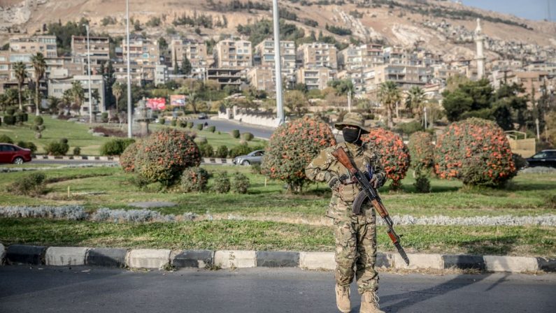 Siria, leader G7 “Pieno sostegno a transizione politica inclusiva”