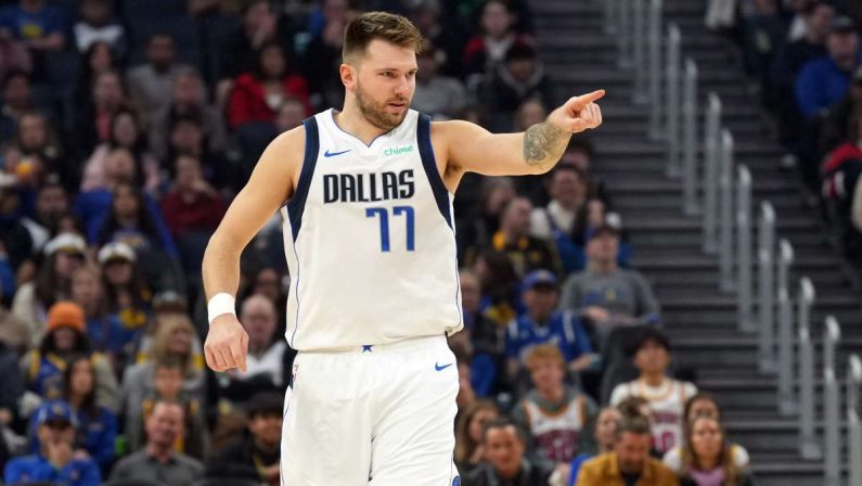 Super Doncic trascina Dallas, New York fa festa a Orlando