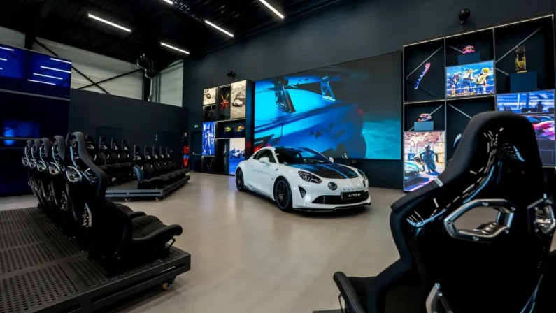 La Piste Bleue, il primo Experience Center di Alpine a Le Mans