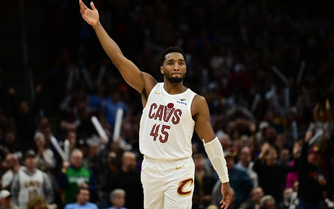 Cleveland batte Milwaukee, Oklahoma vince a Miami