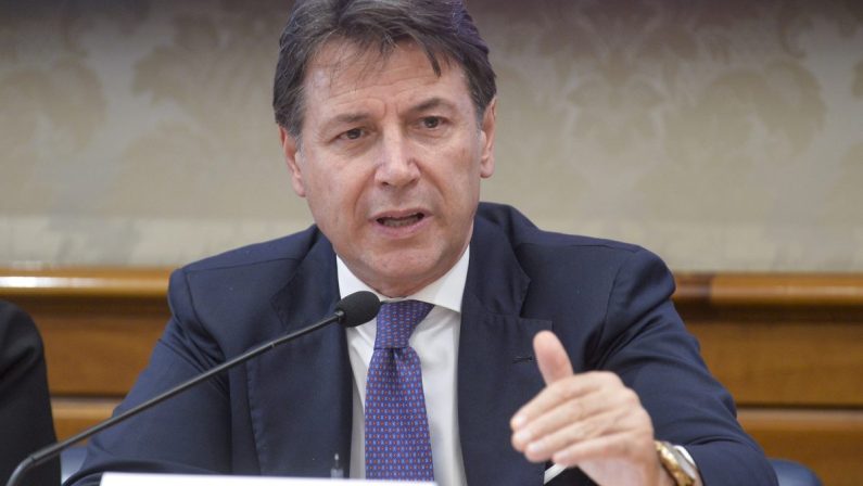 Conte “Ridurre l’orario di lavoro a 32 ore settimanali”
