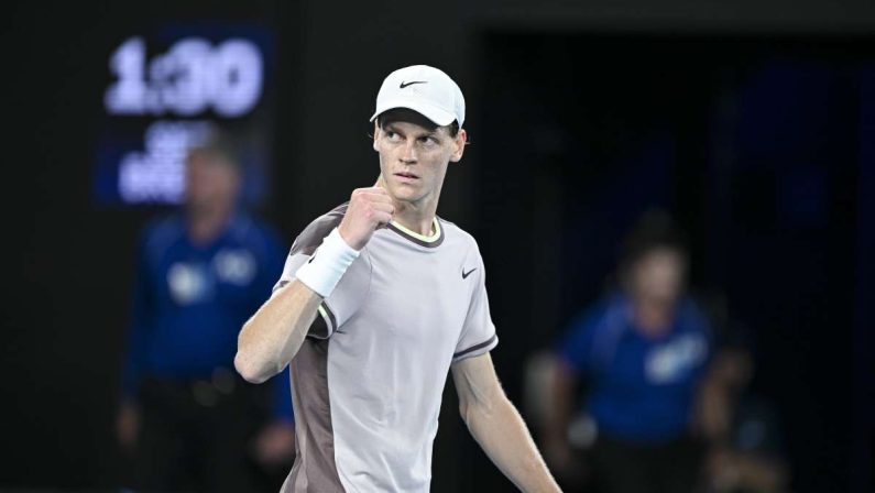 Sinner supera il primo turno all’Australian Open