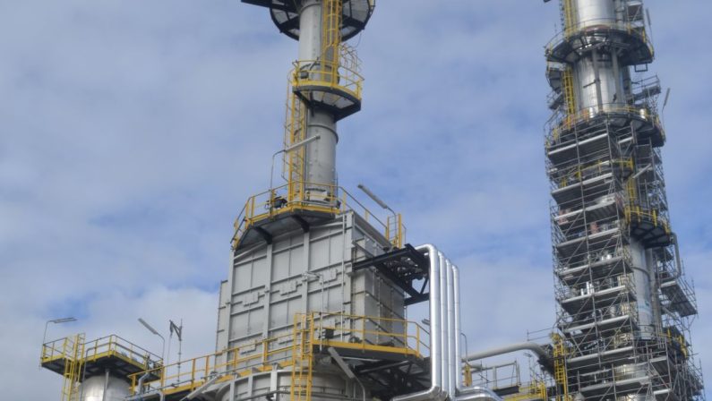 Enilive, a Gela l’impianto che produrrà un terzo domanda europea di SAF