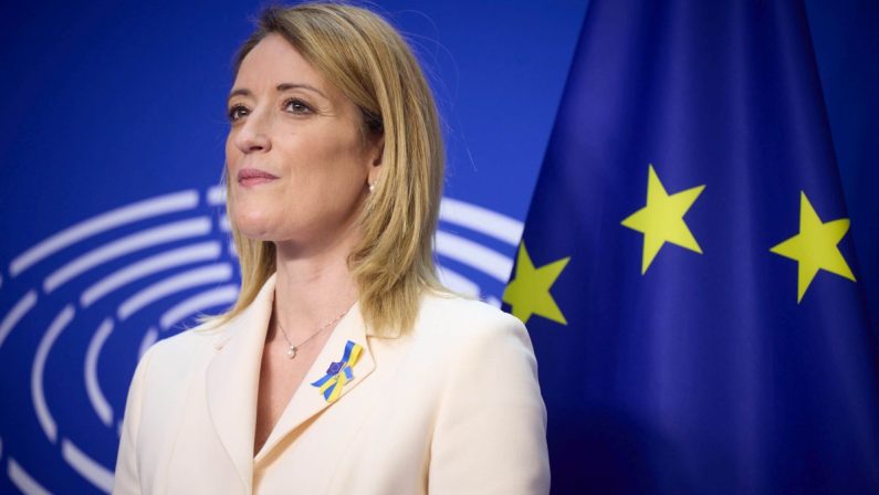 Ue, Metsola “Non dobbiamo avere paura di Trump”
