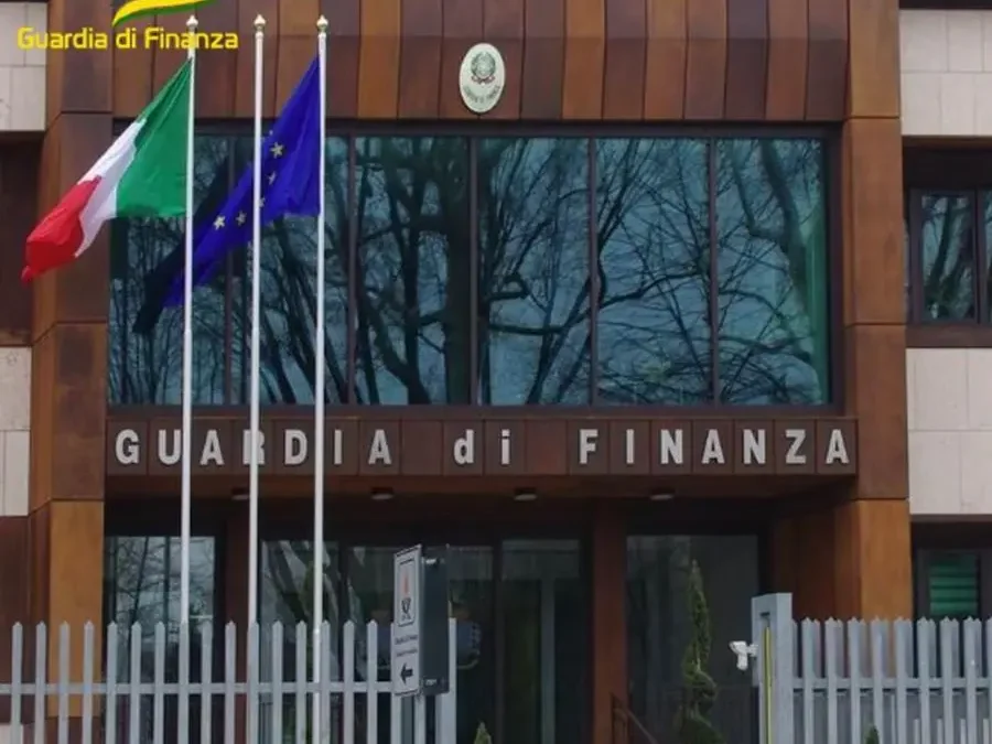 Smantellata rete internazionale traffico di droga, 12 arresti
