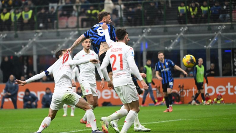 L’Inter batte 2-1 la Fiorentina, ora -1 dal Napoli