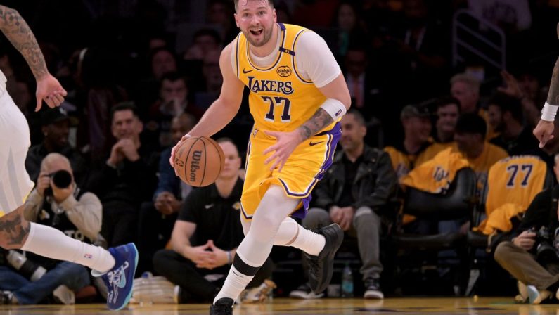 In Nba buona la prima di Doncic con i Lakers