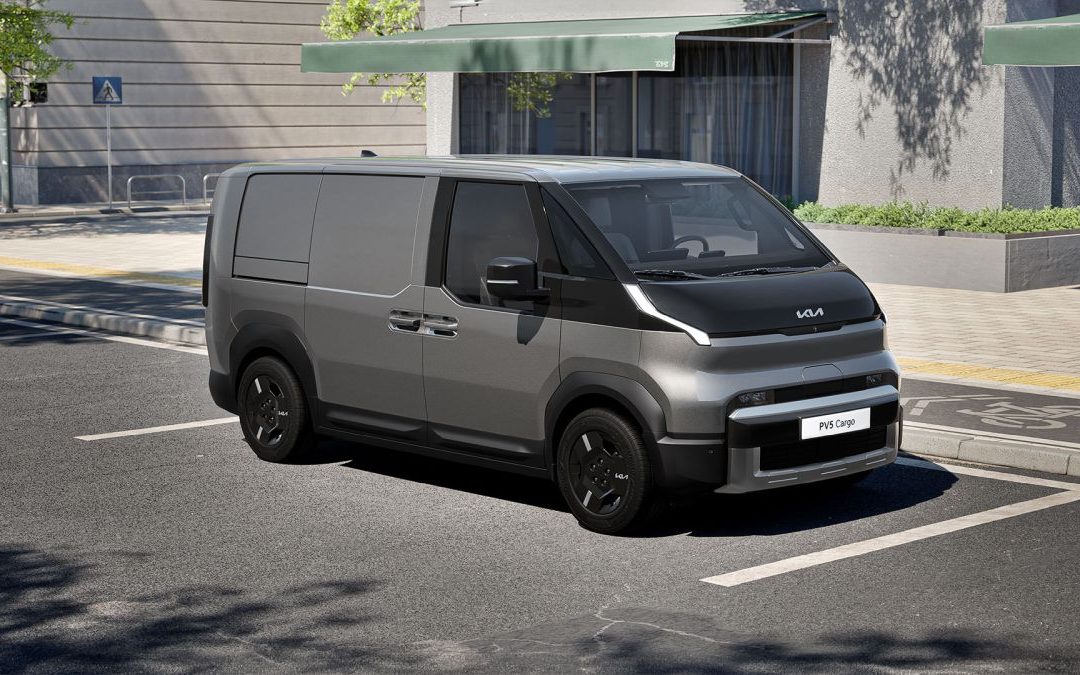 Kia riprogetta lo spazio e la mobilità con PV5 nelle varianti Passenger e Cargo