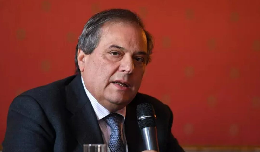 Fuga dei medici, Anelli lancia l’allarme: «Mancano gli investimenti»