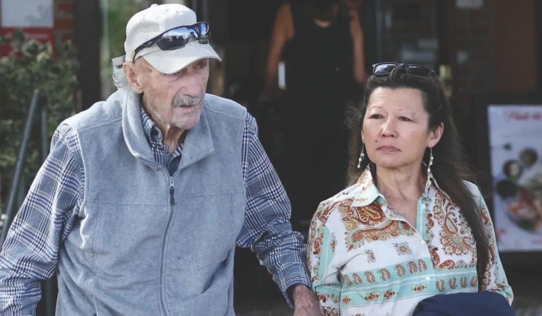 Gene Hackman e la moglie Betsy Arakawa