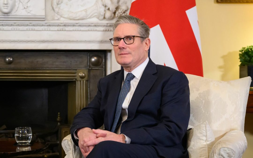 Starmer “Francia e Gran Bretagna lavorano a piano di pace per l’Ucraina”