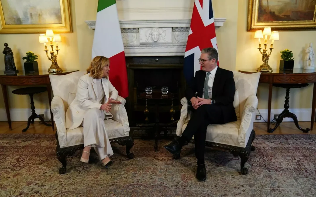 Meloni a Starmer “Evitare che l’Occidente si divida”