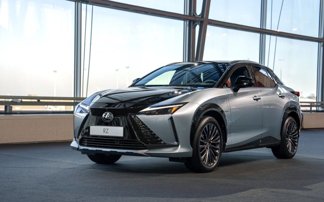 Lexus all’avanguardia nell’innovazione tecnologia dei veicoli elettrici
