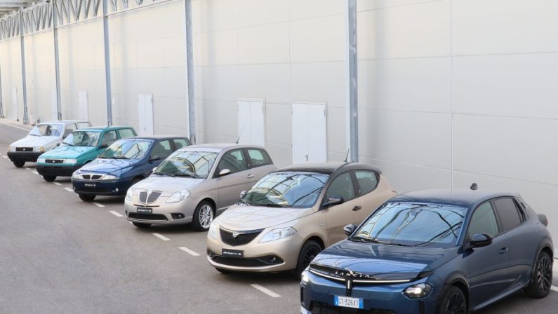 Lancia Ypsilon spegne 40 candeline
